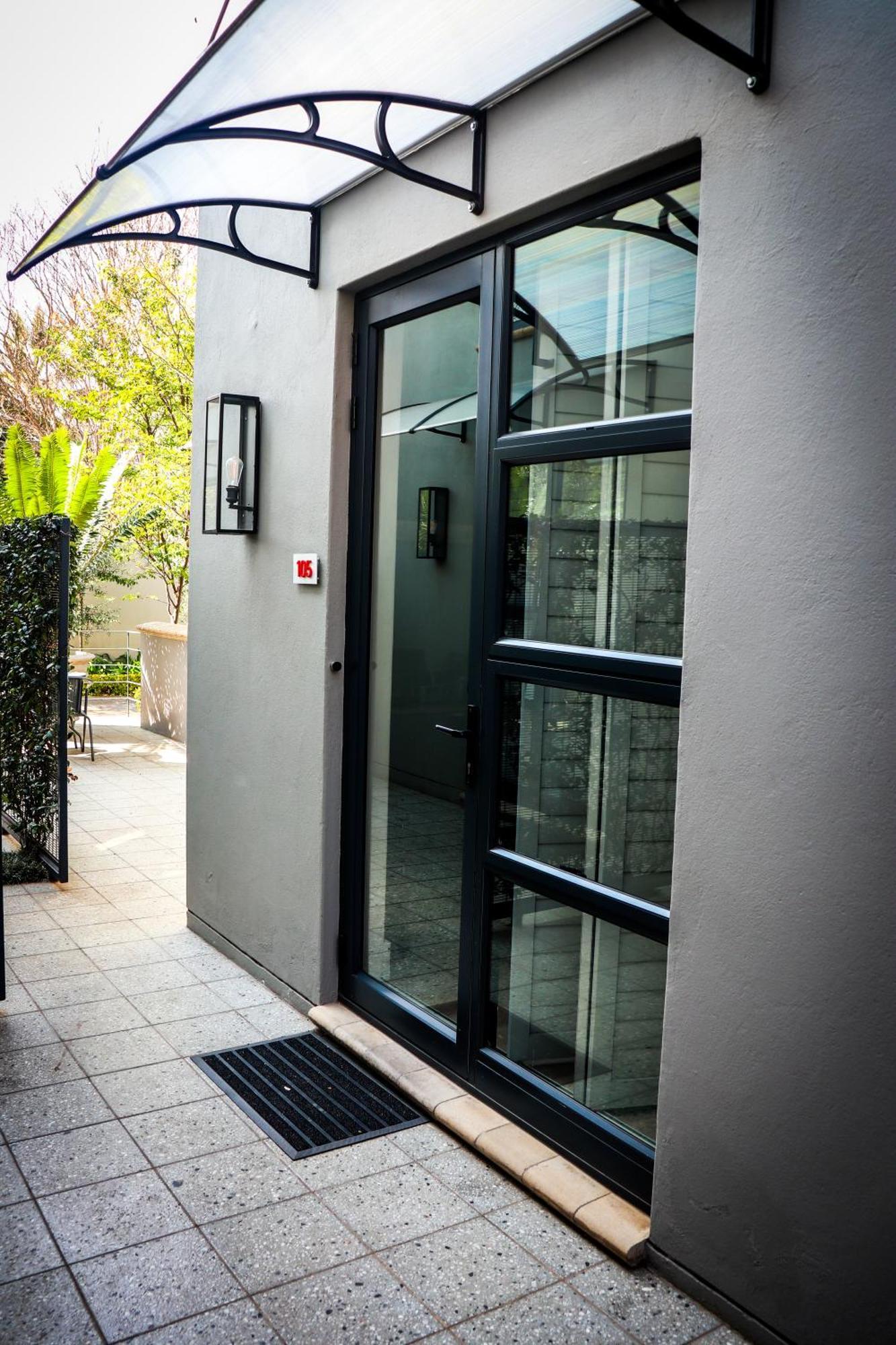 The Wantage Suites Johannesburg Exterior photo